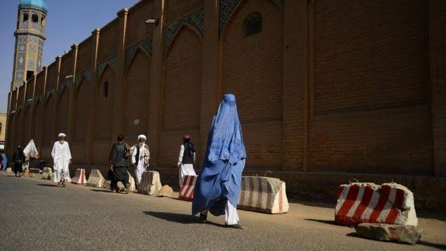 زنان افغانستان در وضعیت جاری، از چه چیزی رنج می‌کشند ـ مجله‌ی اورال